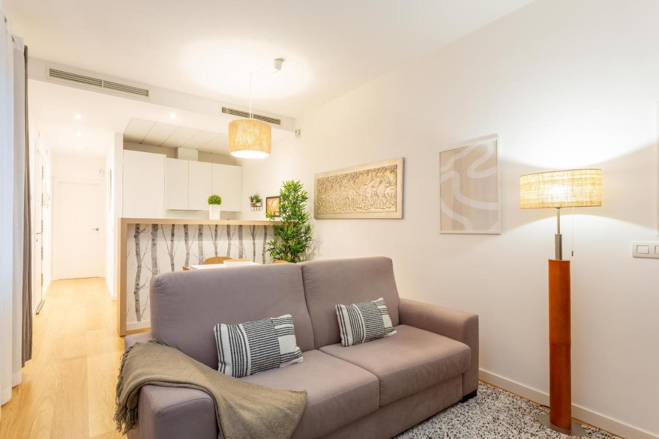 Mit House Ayala En Madrid Apartment ภายนอก รูปภาพ